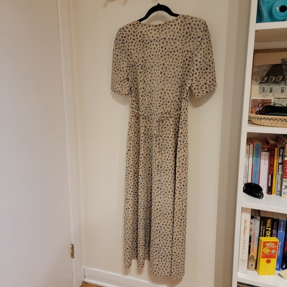 Floral Maxi Dress - Picture 2 of 4